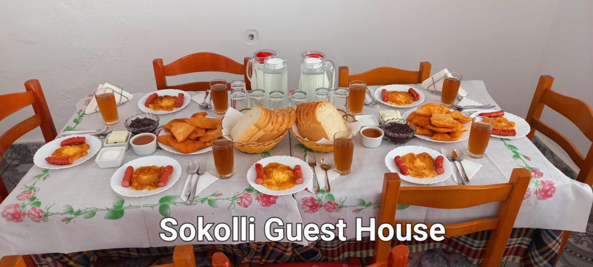 Sokolli Guest House Гирокастра Экстерьер фото